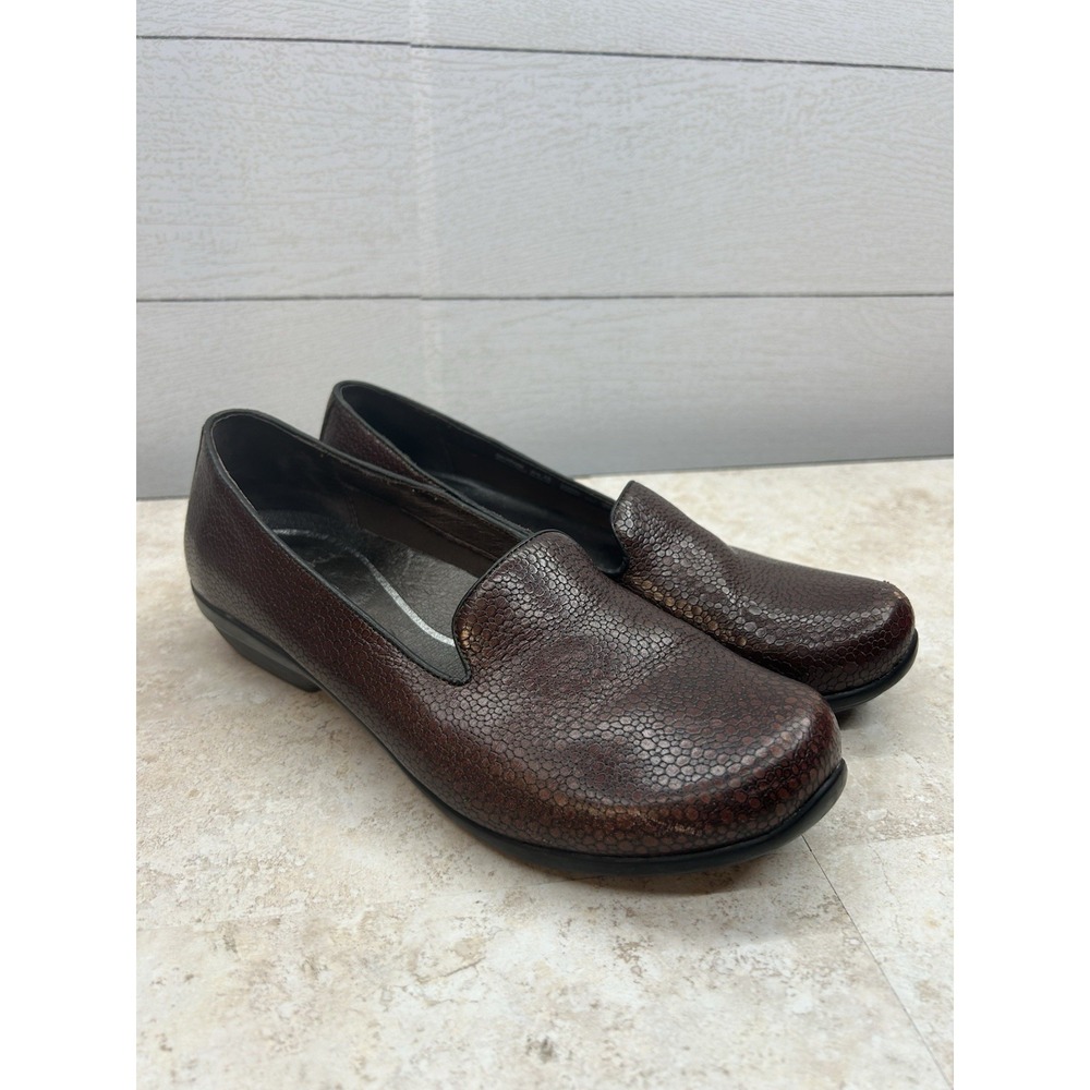 Dansko 5601070200 Women Brown Loafer‎ Shoe Size 9.5M EUR 40 Pre Owned